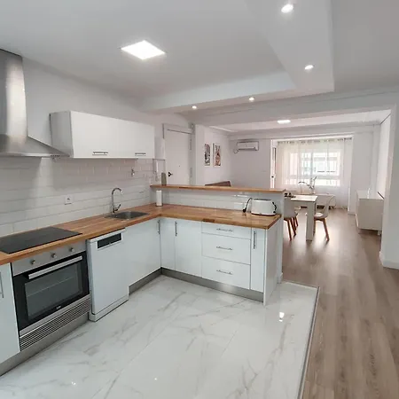 Apartamento Centrico Maria Agustina 아파트